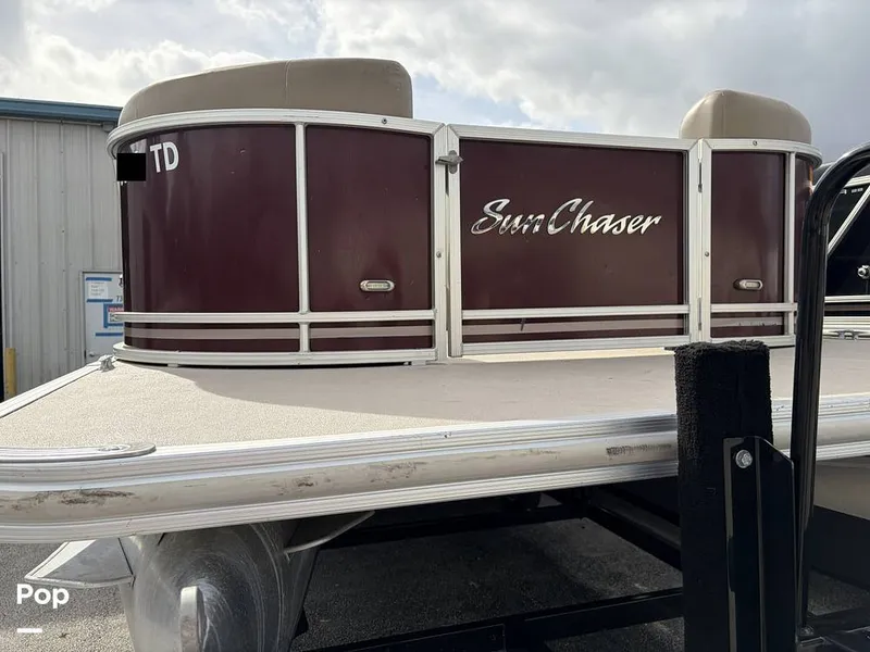 Slide: The Image of SunChaser Geneva 22CRS 2022 - 16128840