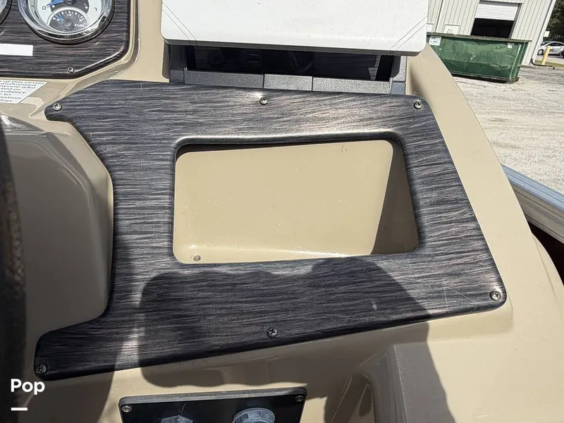 Slide: The Image of SunChaser Geneva 22CRS 2022 - 16128869