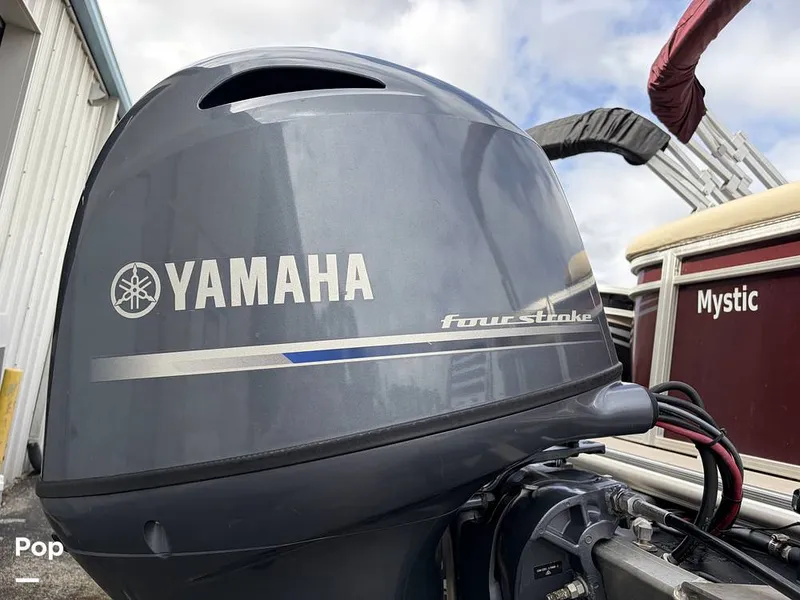 Slide: The Image of SunChaser Geneva 22CRS 2022 - 16130060