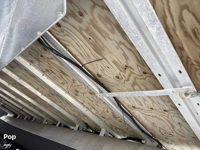 Slide: The Image of SunChaser Geneva 22CRS 2022 - 16130068