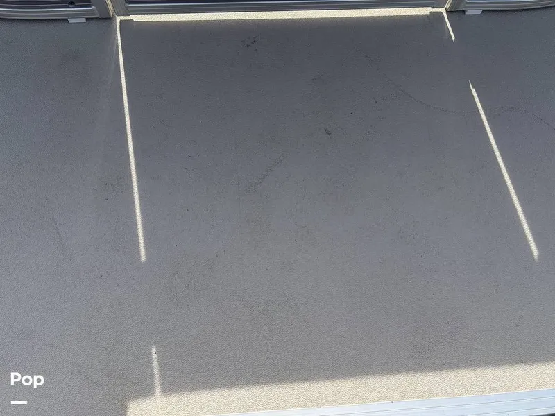 Slide: The Image of SunChaser Geneva 22CRS 2022 - 16130076