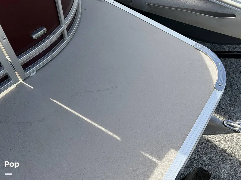 Slide: The Image of SunChaser Geneva 22CRS 2022 - 16130078