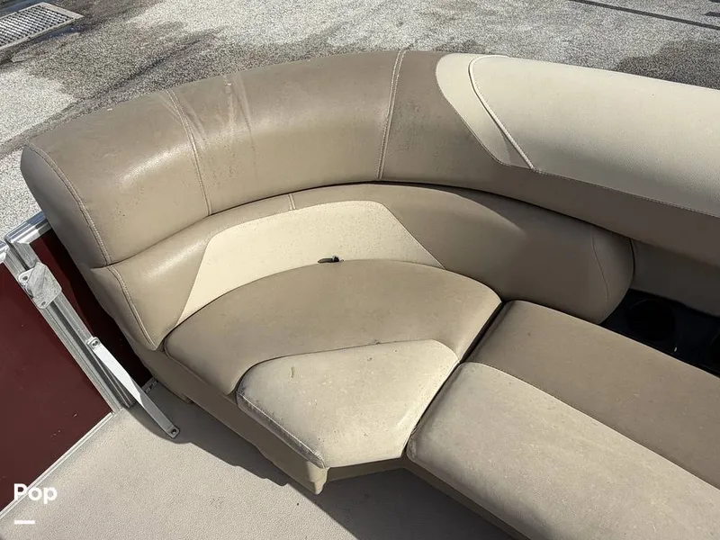 Slide: The Image of SunChaser Geneva 22CRS 2022 - 16130080