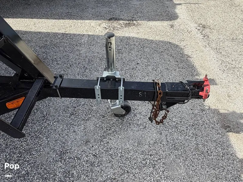 Slide: The Image of SunChaser Geneva 22CRS 2022 - 16130096