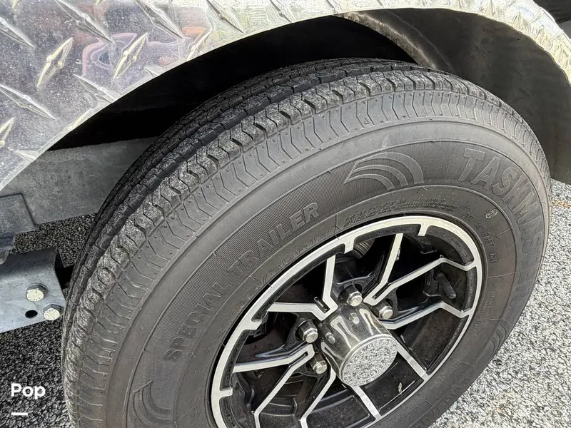 Slide: The Image of Scout 210 Dorado 2022 - 16130295