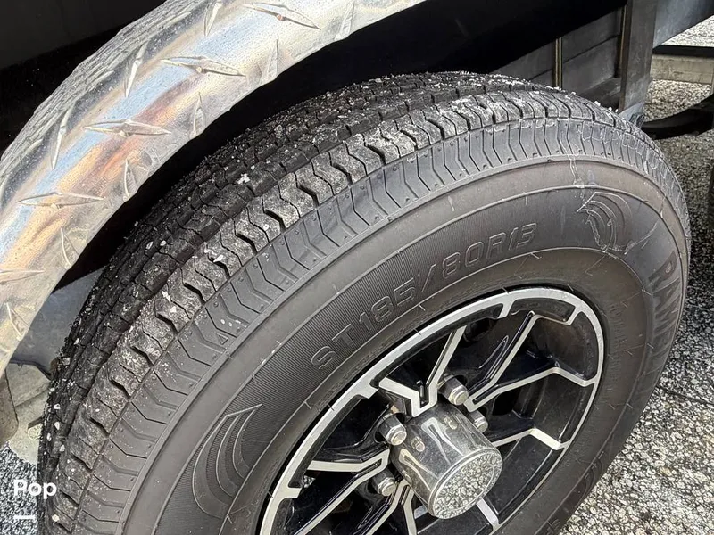 Slide: The Image of Scout 210 Dorado 2022 - 16130308