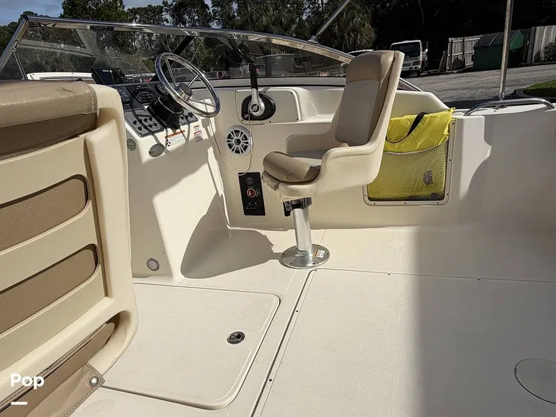 Slide: The Image of Scout 210 Dorado 2022 - 16128542