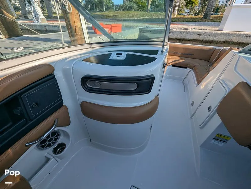 Slide: The Image of Crownline Boats E235 XS 2023 - 16098486