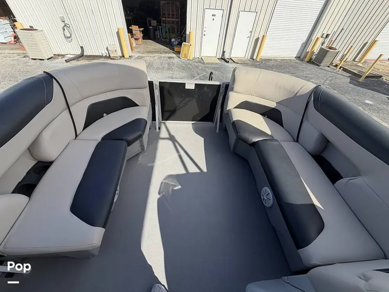 Slide: The Image of SunChaser Geneva 22 DS CRS 2022 - 16133389