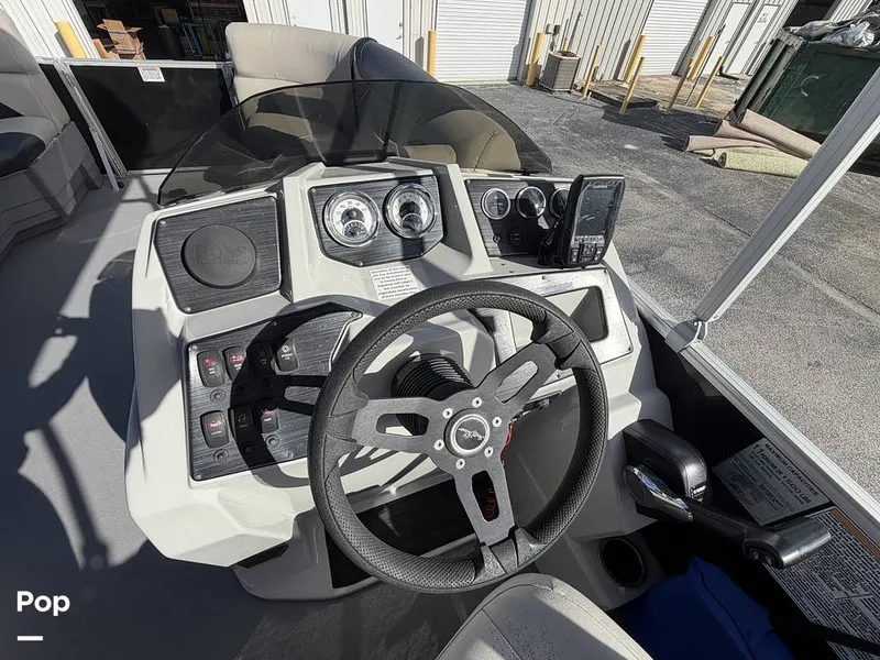 Slide: The Image of SunChaser Geneva 22 DS CRS 2022 - 16133394