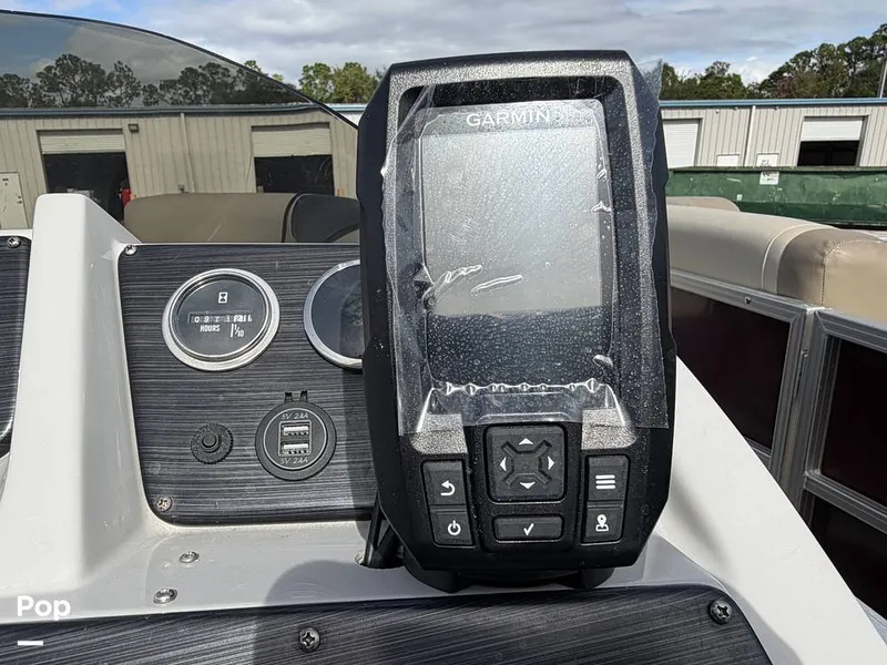 Slide: The Image of SunChaser Geneva 22 DS CRS 2022 - 16133451