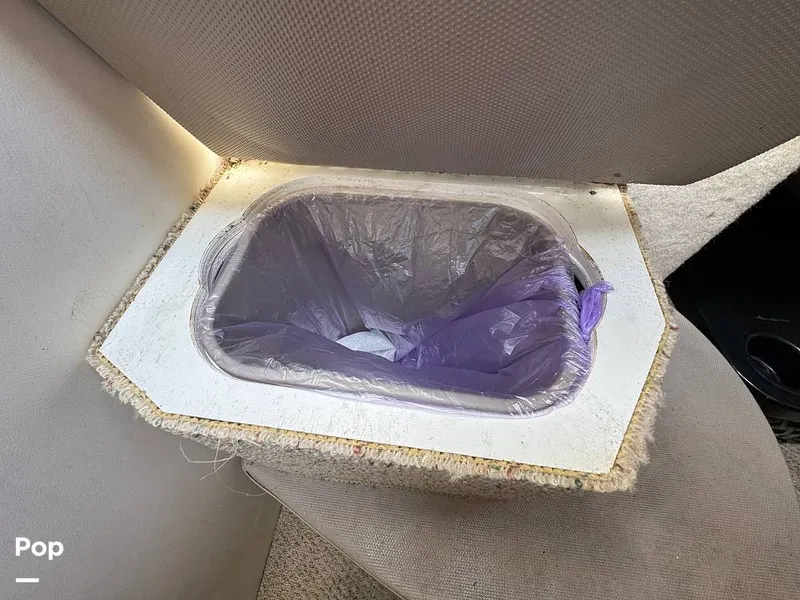 Slide: The Image of Bayliner 245 2005 - 16333840