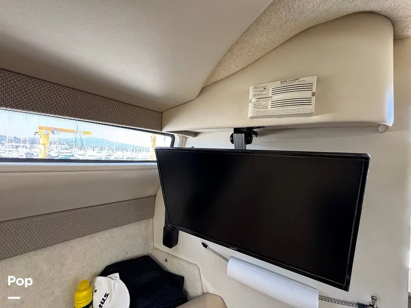 Slide: The Image of Bayliner 245 2005 - 16333842