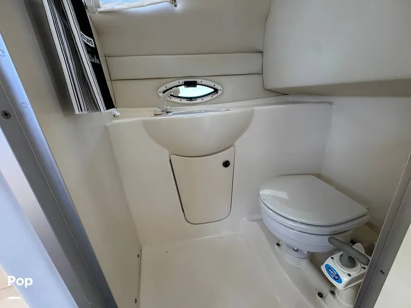 Slide: The Image of Bayliner 245 2005 - 16333843