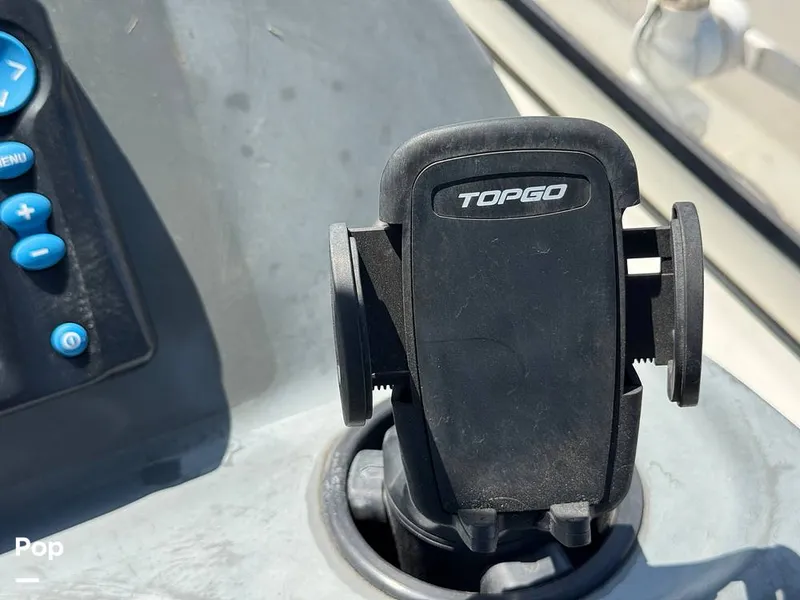 Slide: The Image of Bayliner 245 2005 - 16333853