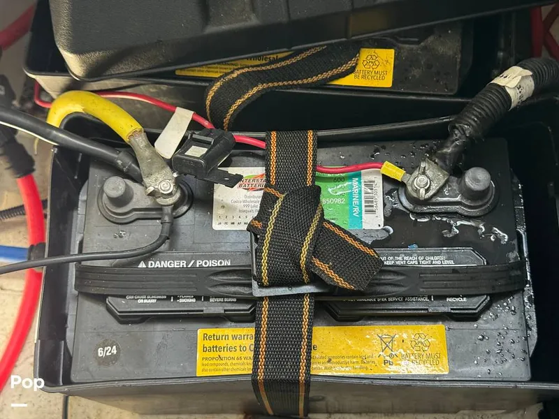 Slide: The Image of Bayliner 245 2005 - 16333862