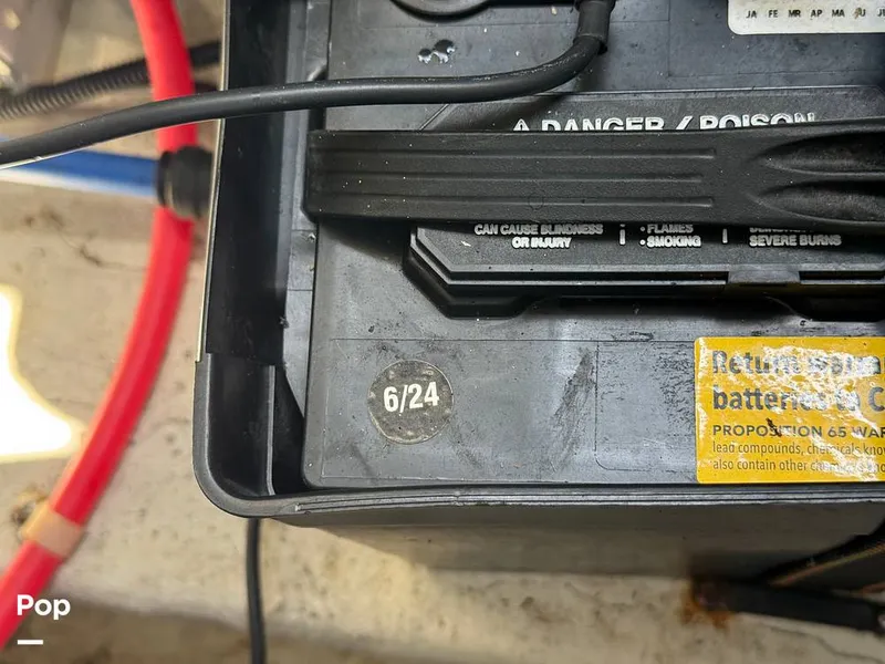 Slide: The Image of Bayliner 245 2005 - 16333864