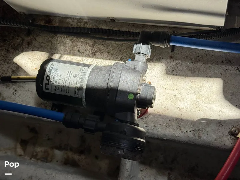 Slide: The Image of Bayliner 245 2005 - 16333865