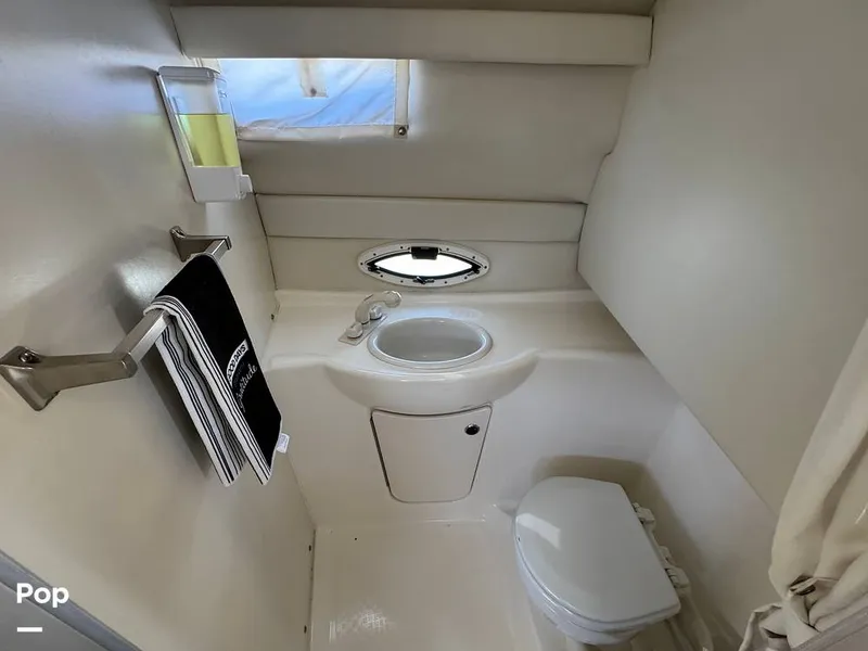 Slide: The Image of Bayliner 245 2005 - 16333844