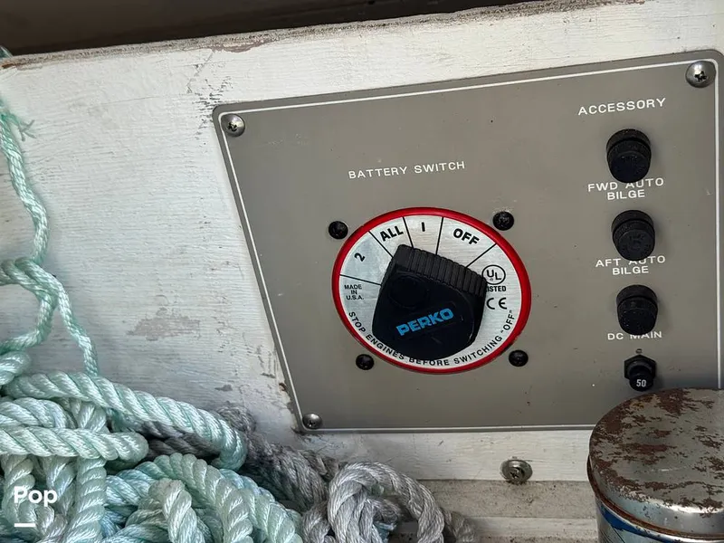 Slide: The Image of Bayliner 245 2005 - 16333880