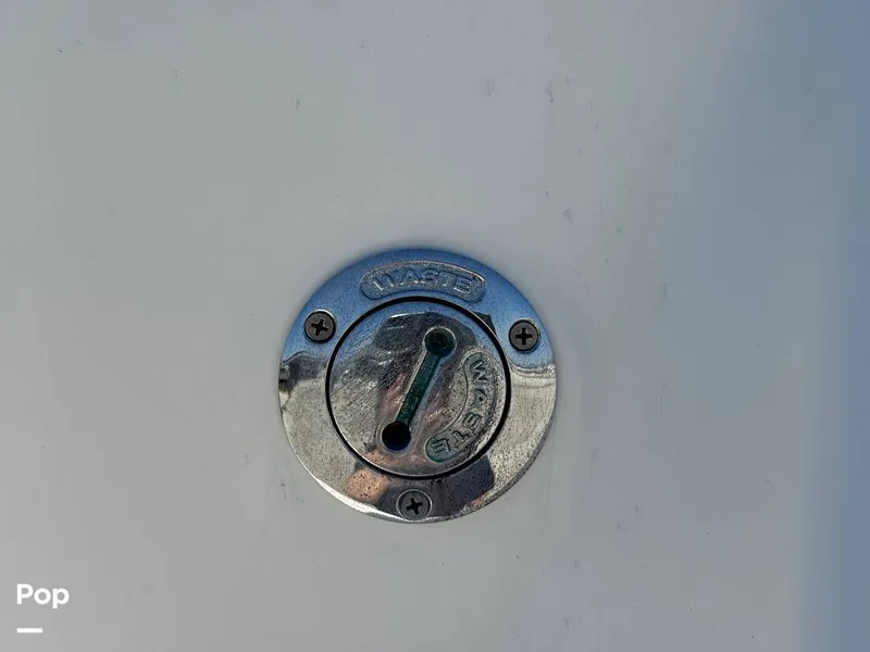 Slide: The Image of Bayliner 245 2005 - 16333912