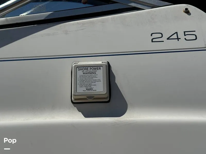 Slide: The Image of Bayliner 245 2005 - 16333913