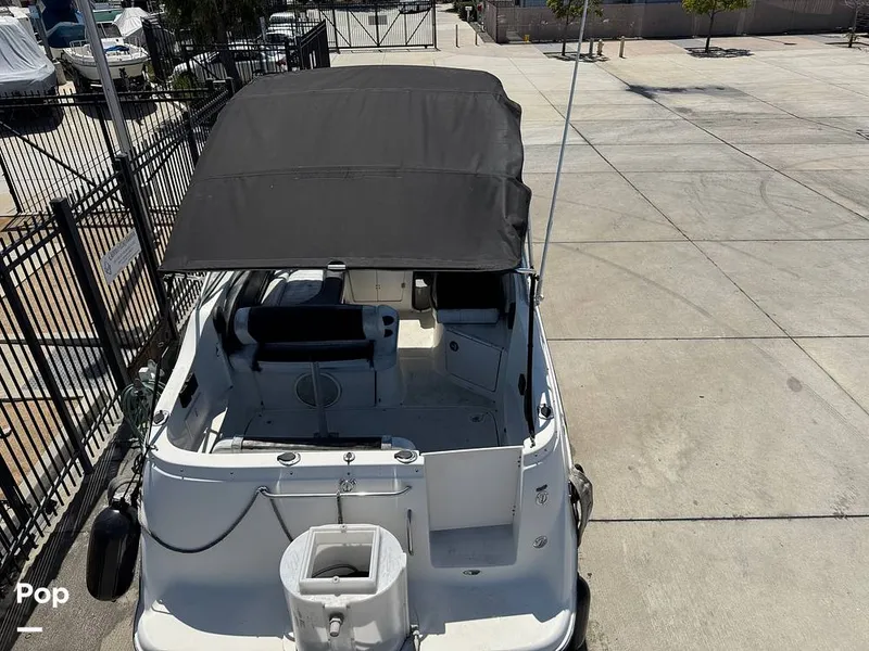 Slide: The Image of Bayliner 245 2005 - 16333928