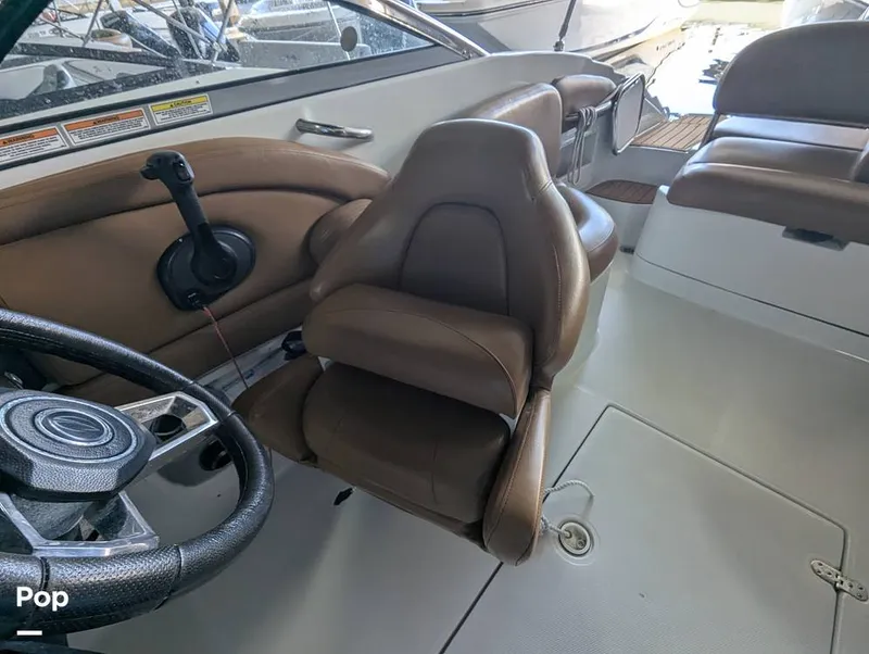 Slide: The Image of Crownline Boats E235XS 2023 - 16098784