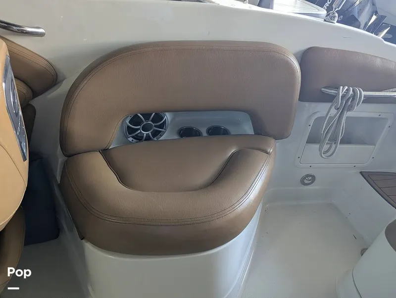 Slide: The Image of Crownline Boats E235XS 2023 - 16098797