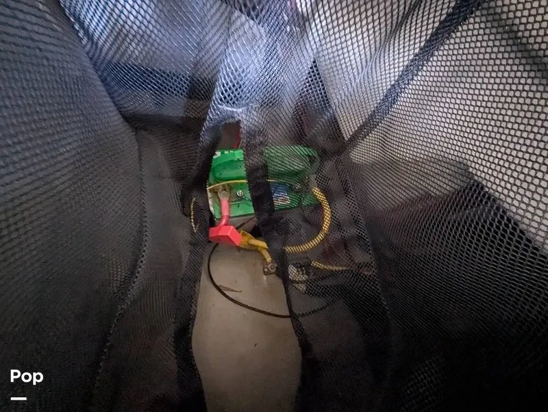 Slide: The Image of Crownline Boats E235XS 2023 - 16098812