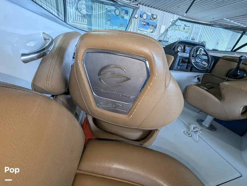 Slide: The Image of Crownline Boats E235XS 2023 - 16098829