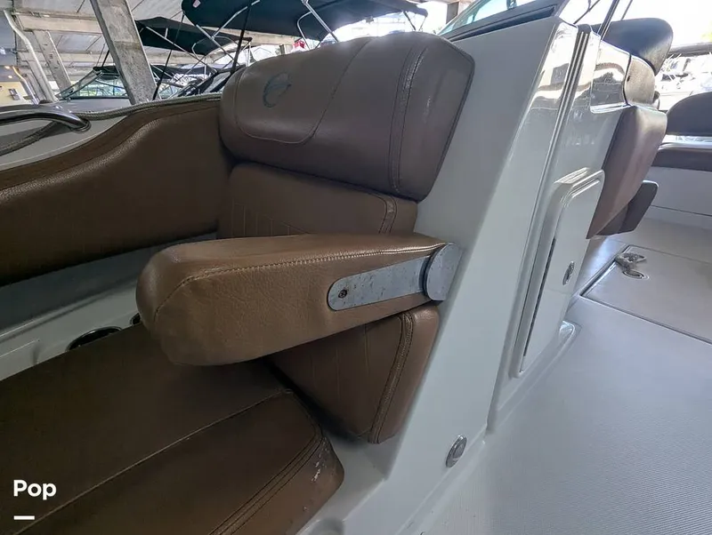 Slide: The Image of Crownline Boats E235XS 2023 - 16098849