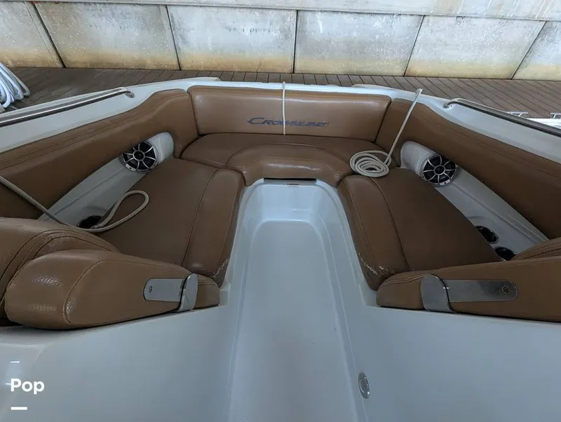 Slide: The Image of Crownline Boats E235XS 2023 - 16099133