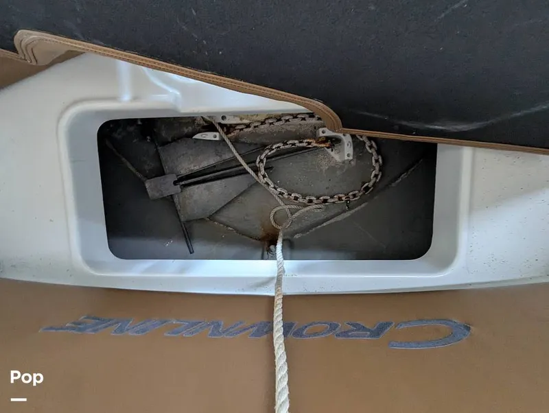 Slide: The Image of Crownline Boats E235XS 2023 - 16099137