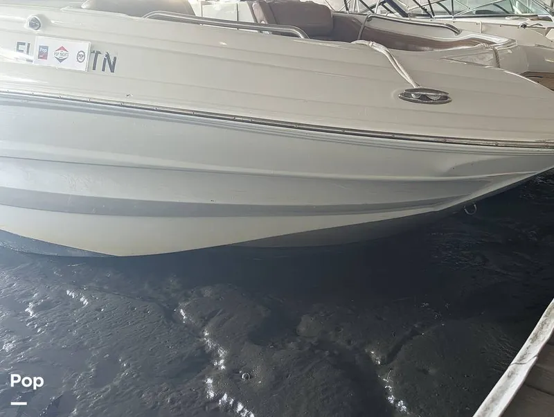 Slide: The Image of Crownline Boats E235XS 2023 - 16099155