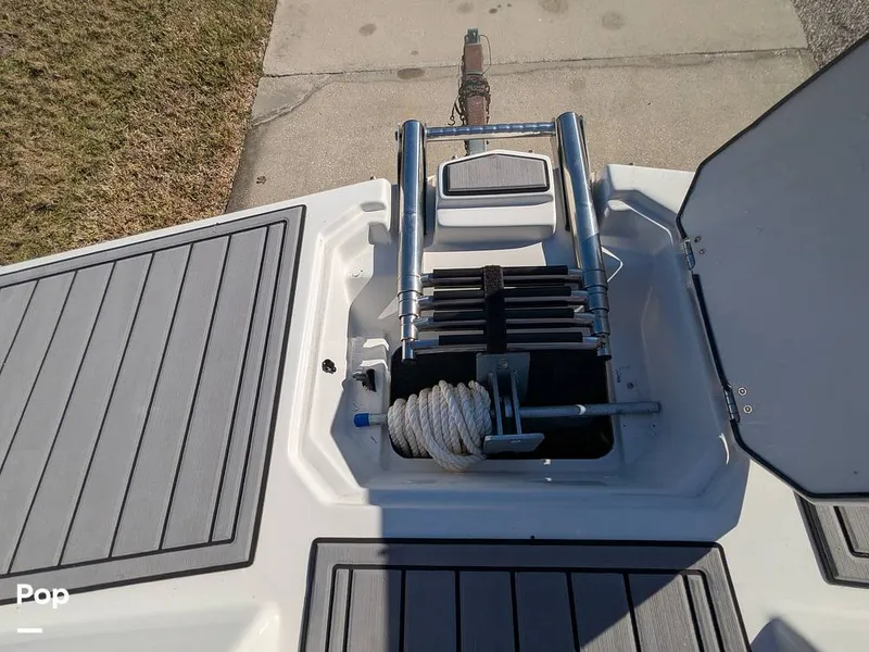 Slide: The Image of Starcraft SVX 231 2023 - 16163283