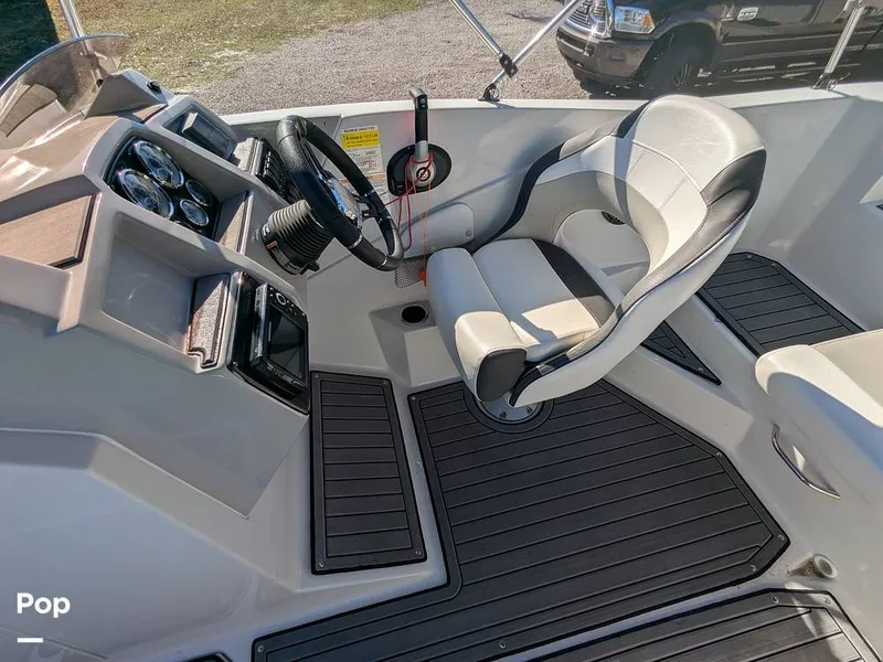 Slide: The Image of Starcraft SVX 231 2023 - 16163295