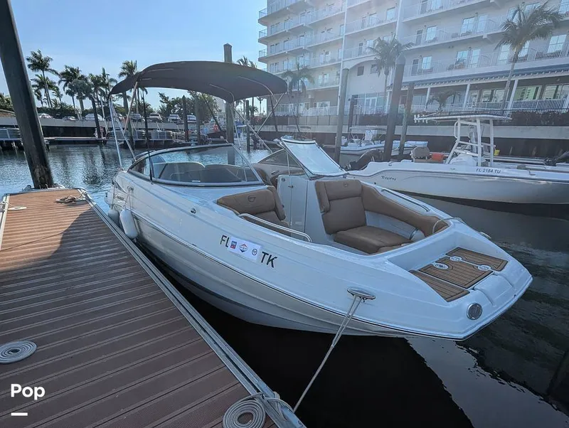 The Image of Crownline Boats E235XS 2023 - 16099598