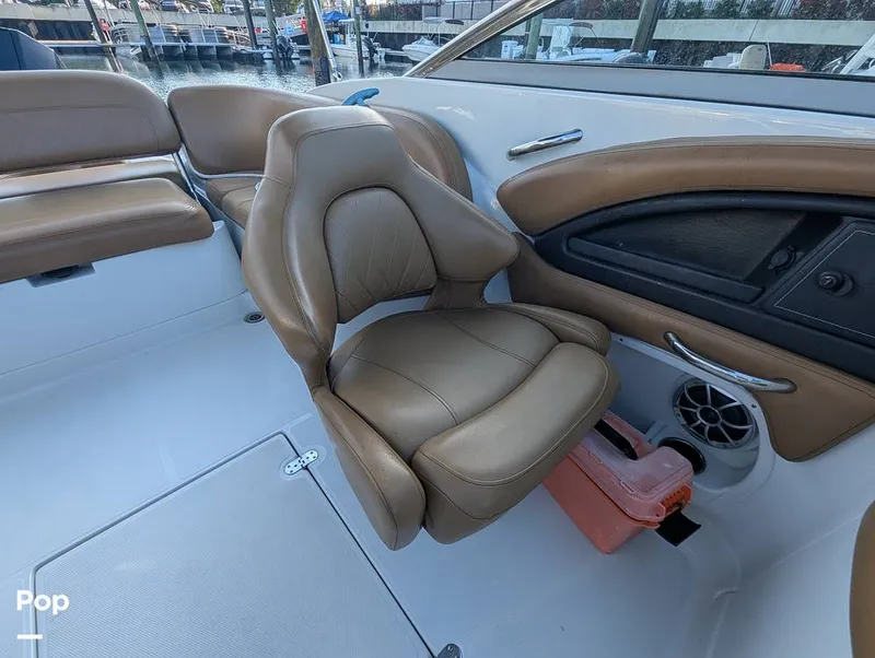 Slide: The Image of Crownline Boats E235XS 2023 - 16099631