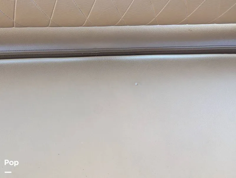 Slide: The Image of Crownline Boats E235XS 2023 - 16099645