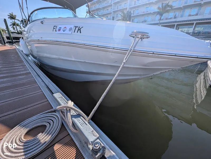 Slide: The Image of Crownline Boats E235XS 2023 - 16099692