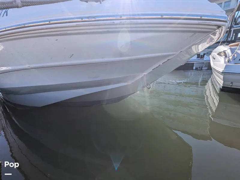 Slide: The Image of Crownline Boats E235XS 2023 - 16099694