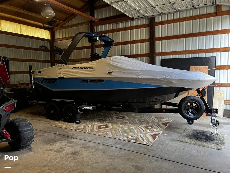 Slide: The Image of MB Sports B52 2023 - 16203000