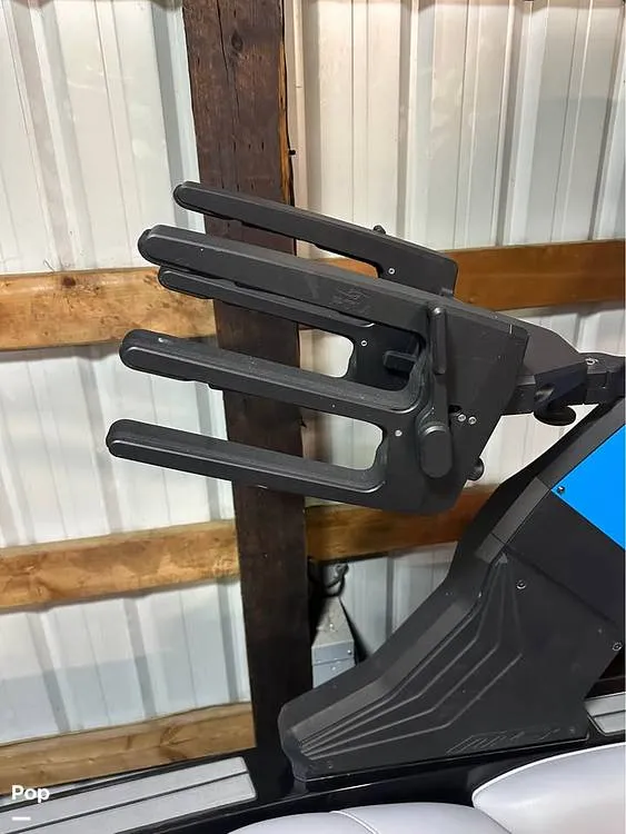 Slide: The Image of MB Sports B52 2023 - 16193546