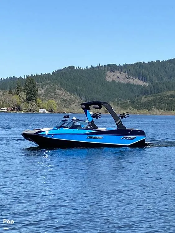 Slide: The Image of MB Sports B52 21 Classic 2023 - 16203005