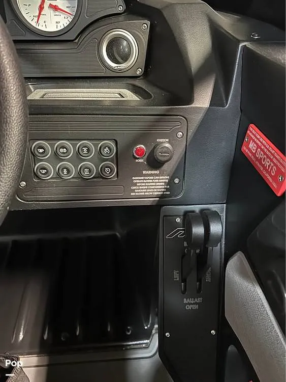 Slide: The Image of MB Sports B52 21 Classic 2023 - 16193545