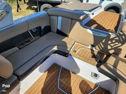 Slide: The Image of Bench Seat - 16148909