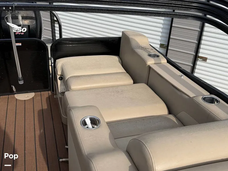 Slide: The Image of Manitou OASIS 23 SHP 2018 - 16271760