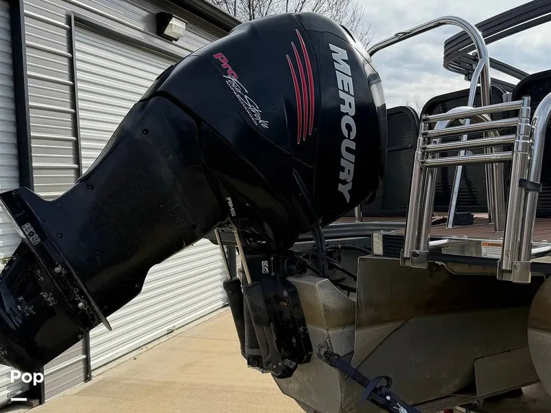 Slide: The Image of Manitou OASIS 23 SHP 2018 - 16271766