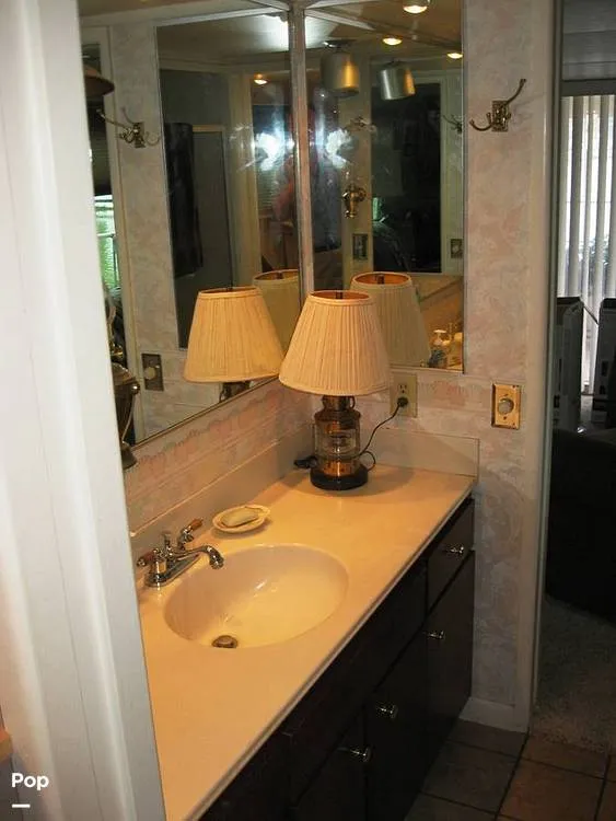 Slide: The Image of Head In Master - 16116081